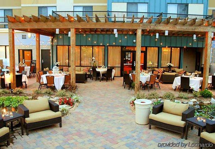 Courtyard Statesville Mooresville/Lake Norman Restaurace fotografie